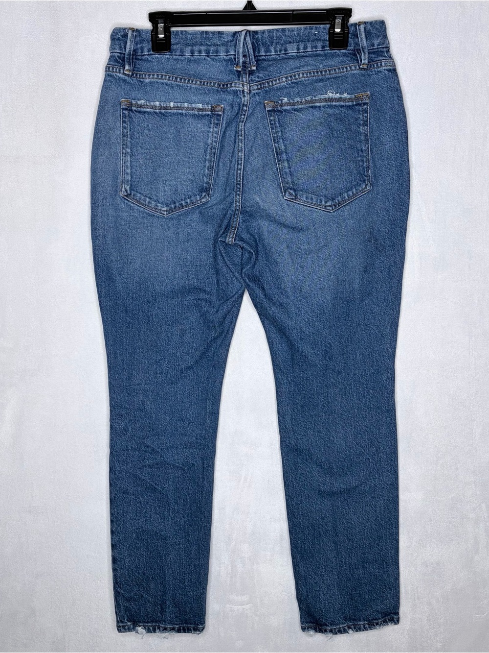 Good American Good Classic Slim Cropped Jeans - Picture 8 of 8